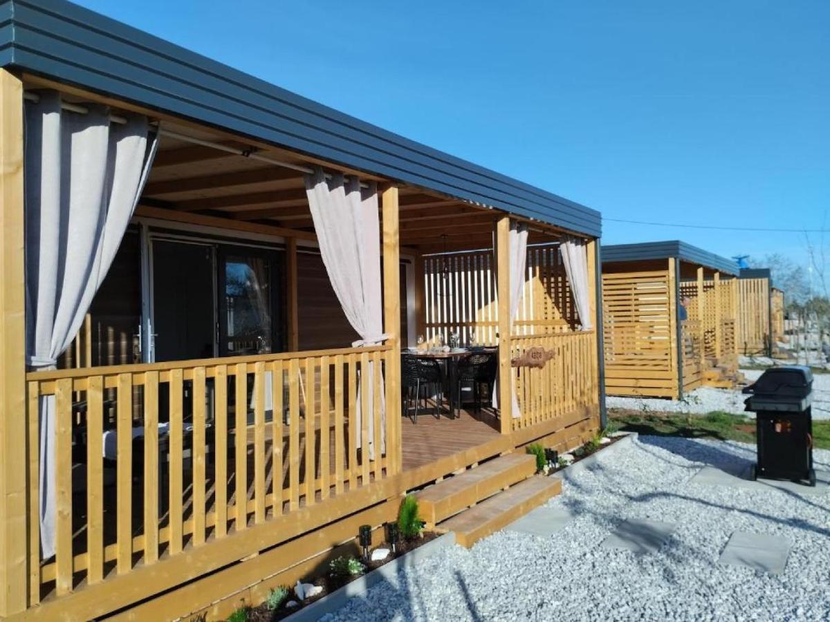 Mobile Home Katja Banjole Exterior photo
